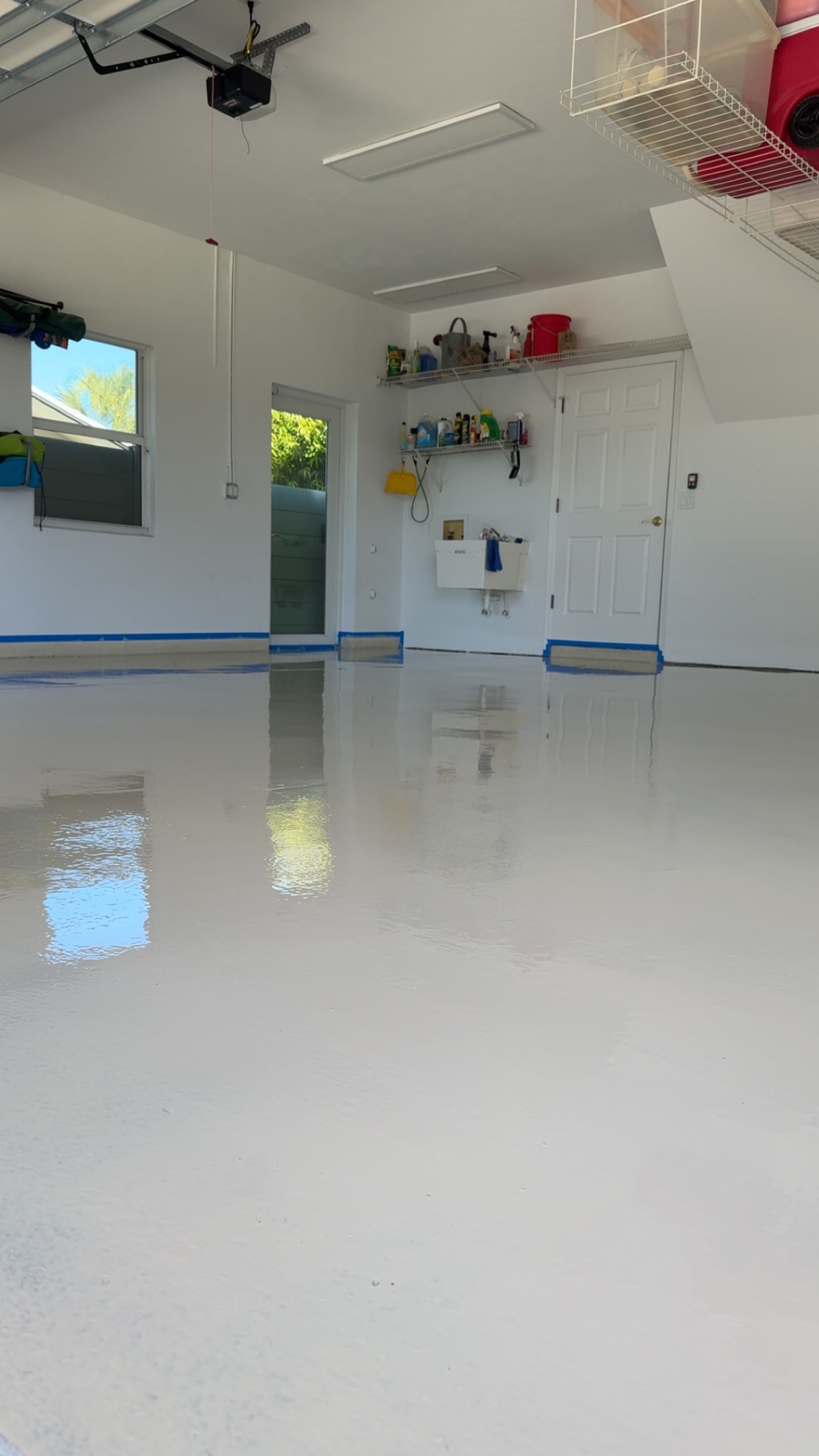Residential Garage — White Gloss Epoxy