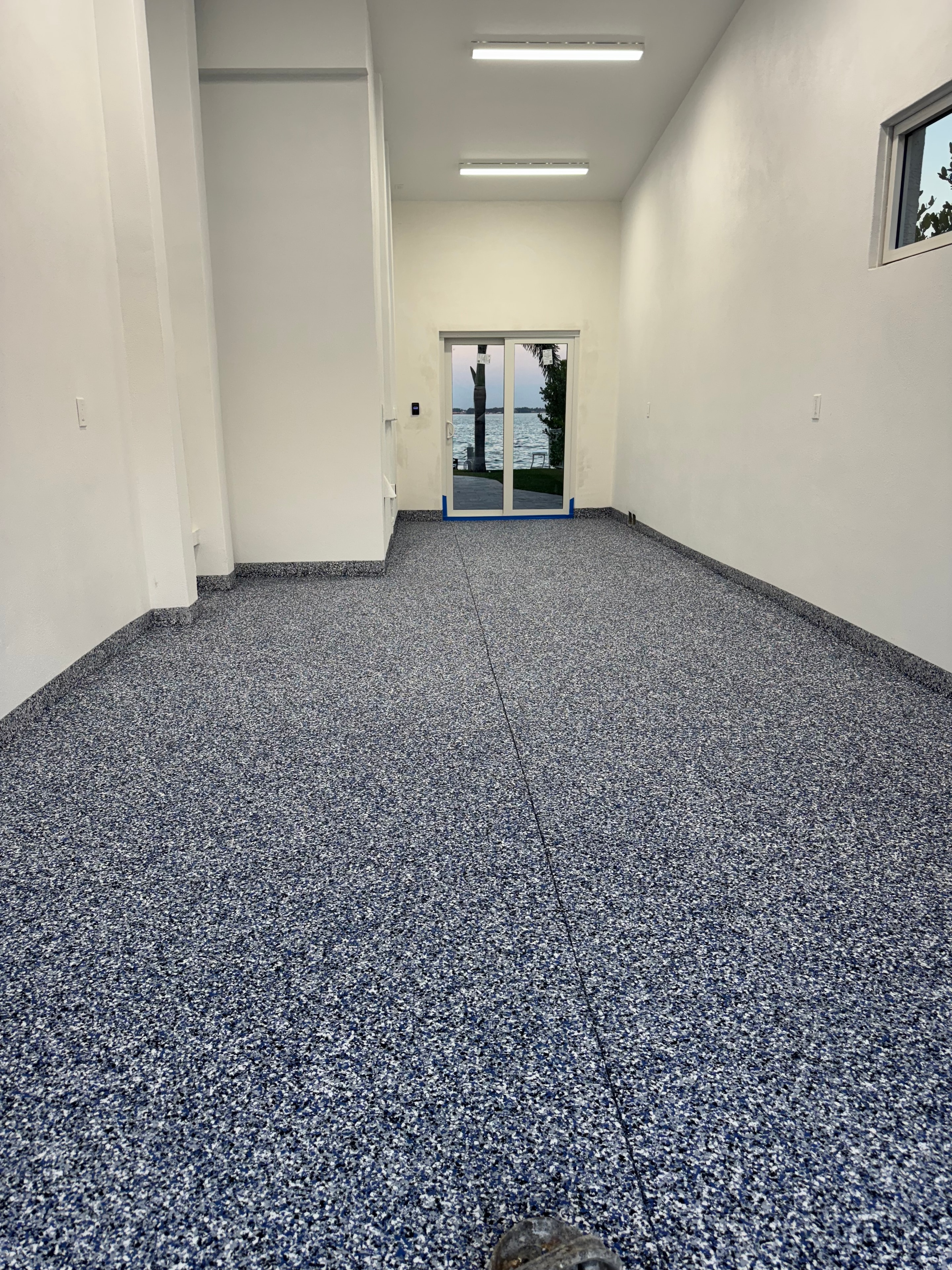 Residential Space — Blue Epoxy Flake Wall & Floor